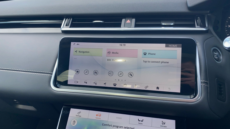 Land Rover Range Rover Velar 3.0 D300 R-Dynamic HSE 5dr Auto Diesel Estate